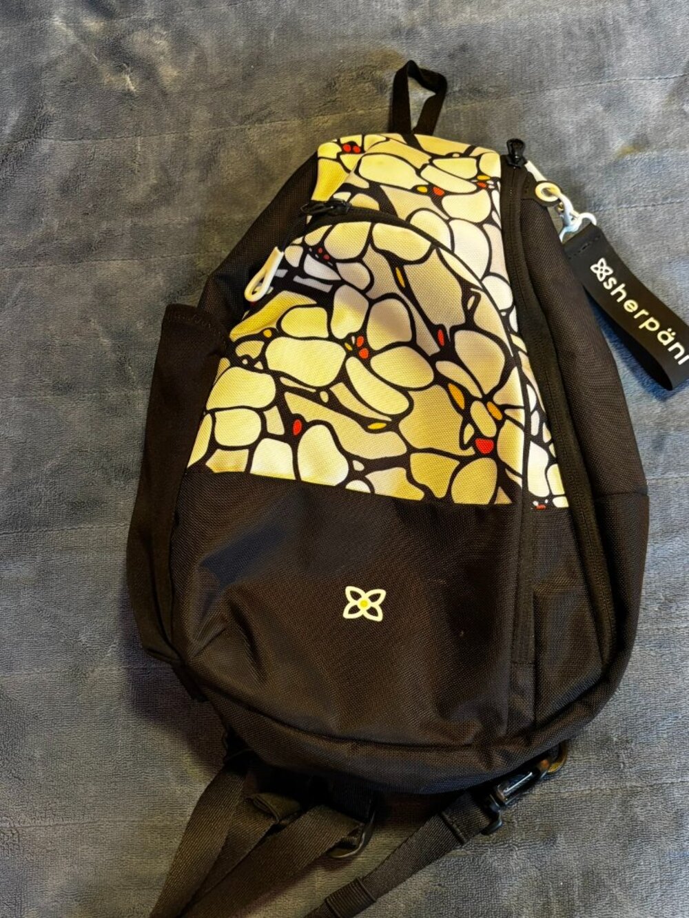 Sherpani Wayfarer Convertible Sling Bag